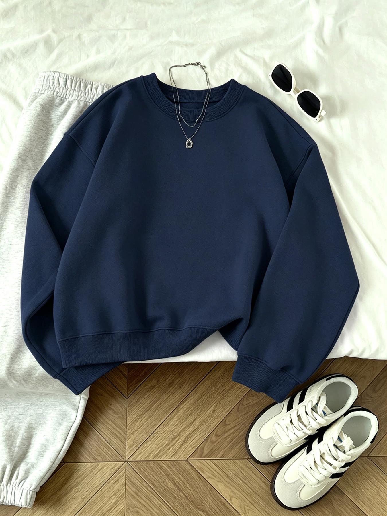 Wyprzedaż: Damska bluza z okrą – Winter Clothing On Sale recenzja i cena