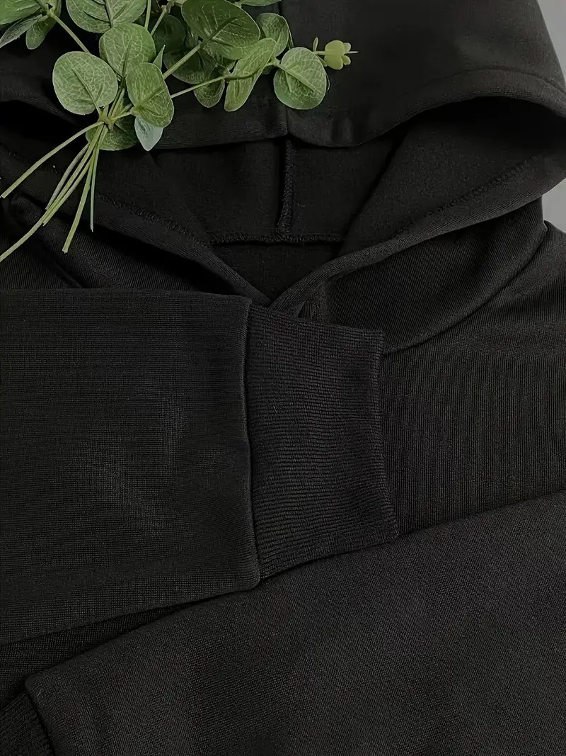 Czarna, obszerna bluza z kaptu – Winter Clothing Japan recenzja i cena