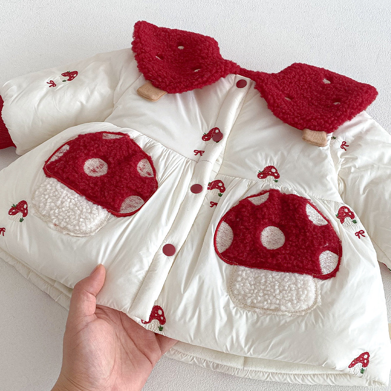 Pudełko na cukierki Dom na kan – Winter Clothing Photo recenzja i cena